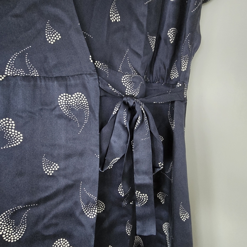 Joie Bethwyn Silk Heart-Print Wrap Dress - Picture 7 of 13